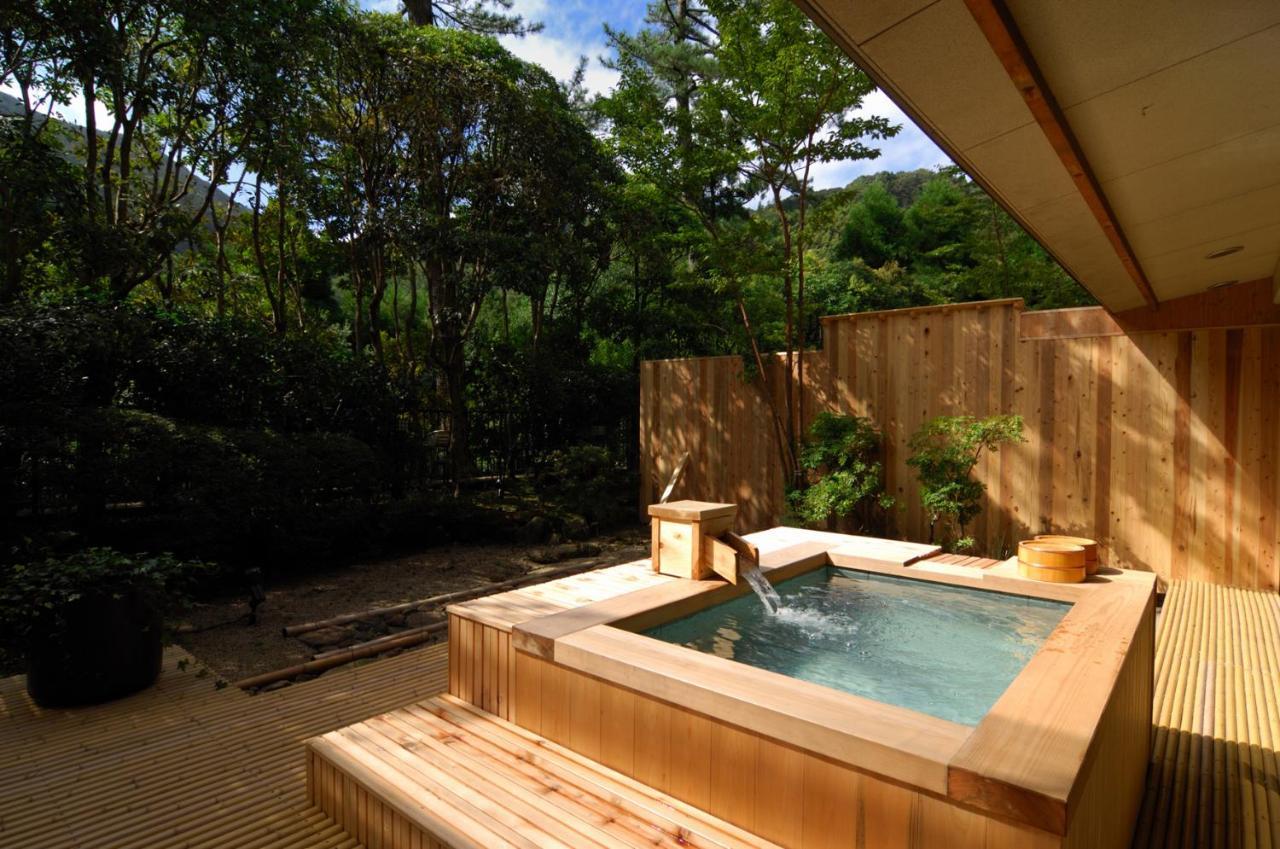 Oku Yugawara Sansuirou Hotel Exterior photo